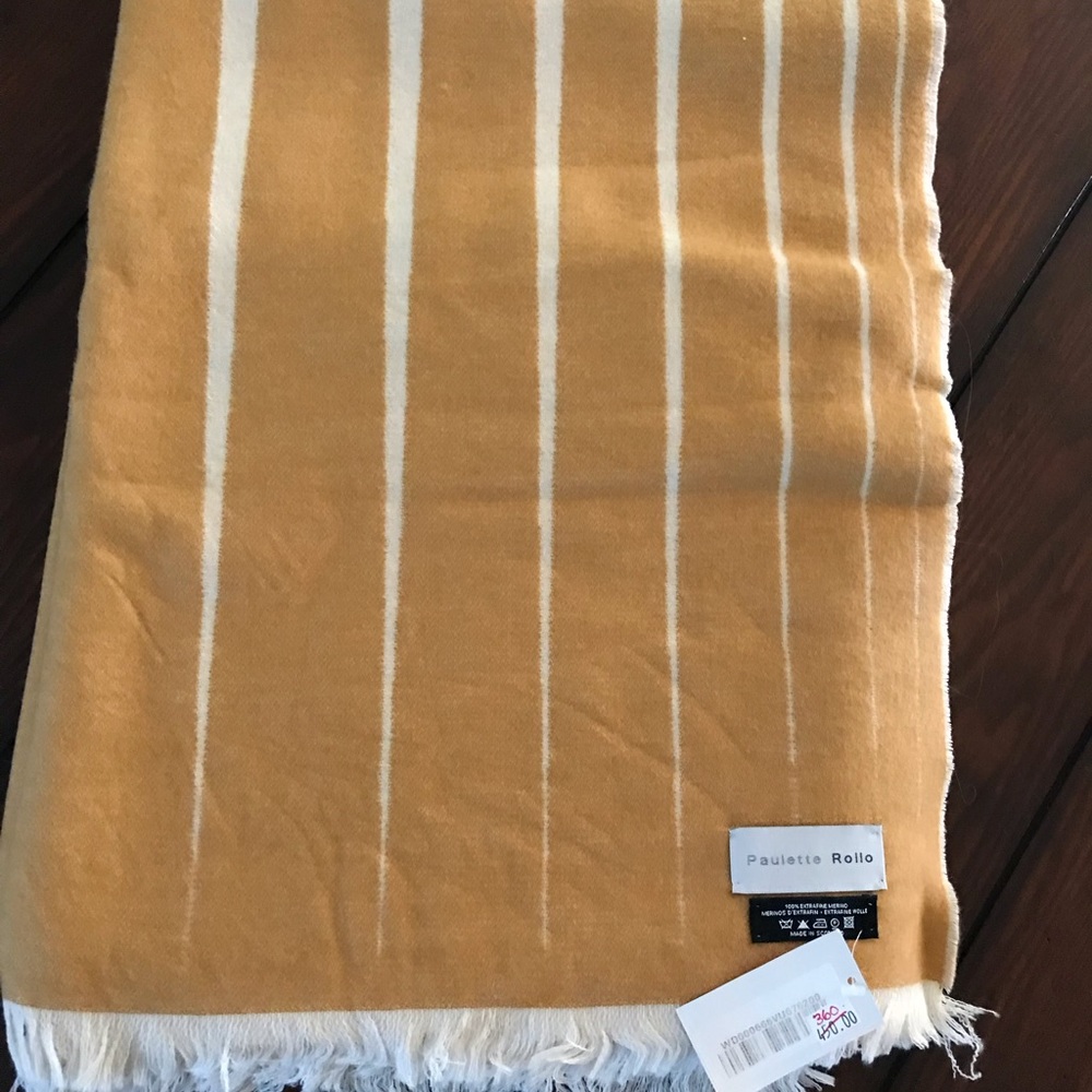 Paulette Rollo Reversible Extra fine Merino throw - Picture 2 of 6